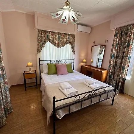 Artemis By About Paxos Apartment